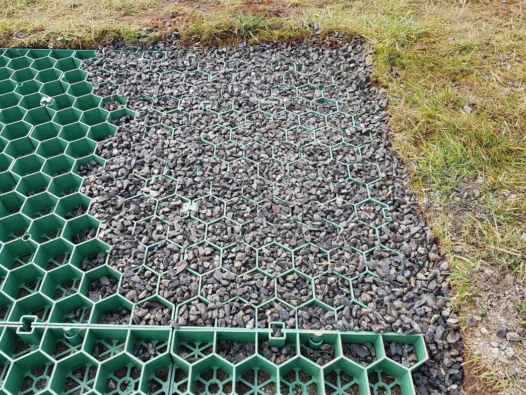 প্লাস্টিকের ঘাস গ্রিড Pavers এইচডিপিই প্লাস্টিকের ঘাস গ্রিড গ্রাস Pavers পার্কিং গার্ডেন মধ্যে 0