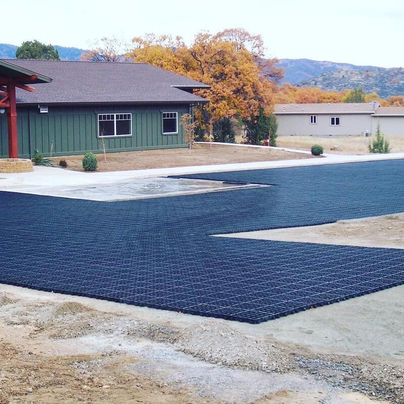 HDPE প্লাস্টিকের ঘাসের গ্রিড ঘাসের জন্য প্যাভমেন্ট পার্কিং লটগুলি ঢাল ক্ষয় নিয়ন্ত্রণ মাটি স্থিতিশীলতা পাথর পাথর এবং ল্যান্ডস্কেপিং প্লাস্টিকের ঘাসের গ্রিড